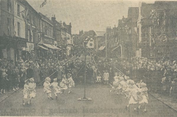 Maypole at Sevenoaks 1953